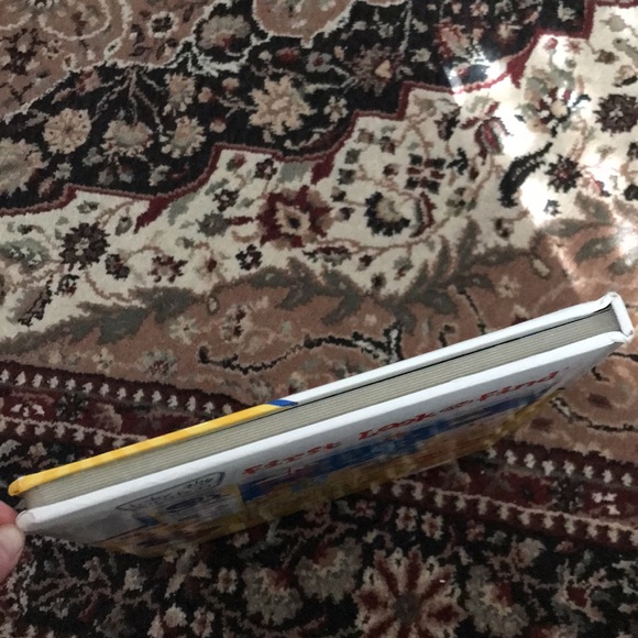 Baby Einstein first look and find educational early learning children’s book - Picture 5 of 13